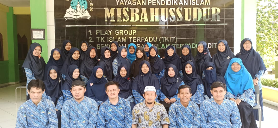 Guru SDIT Misbah